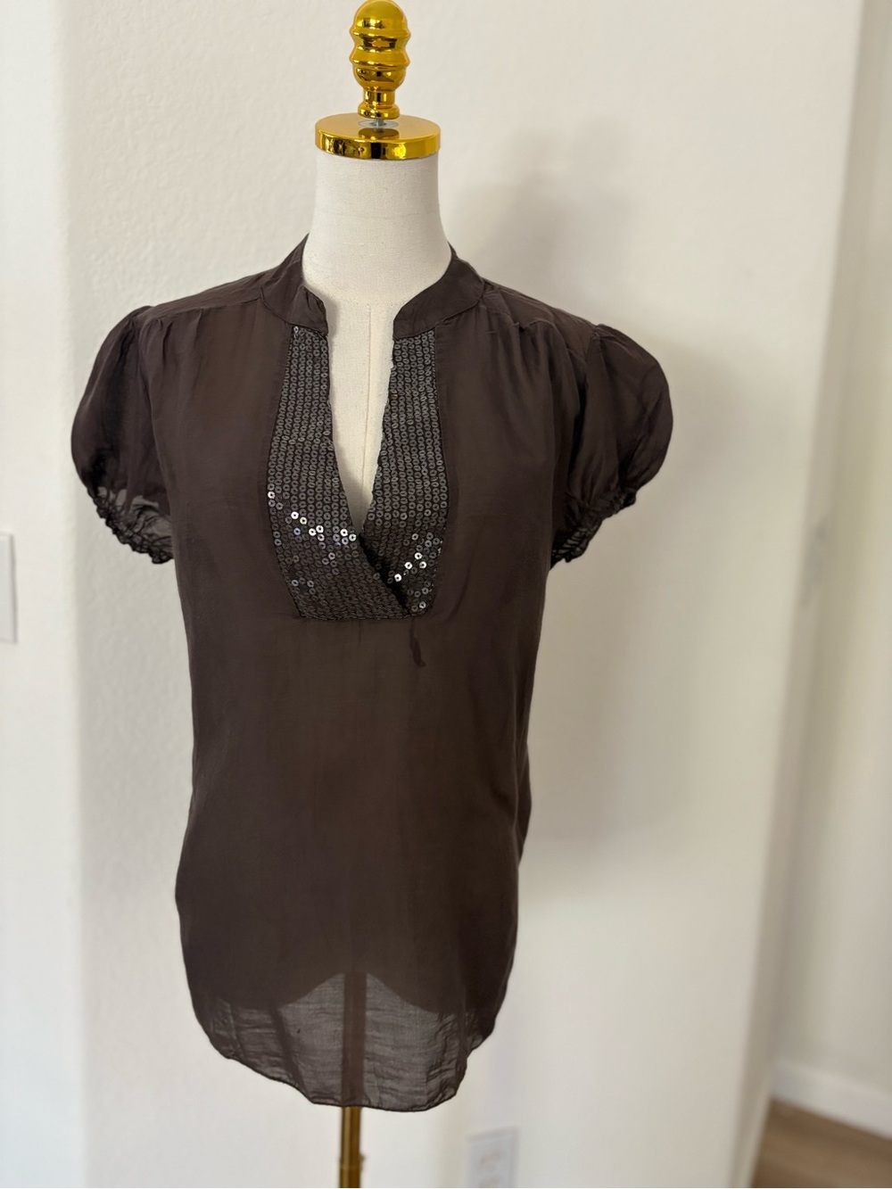 Women’s Brown Sequin-Trim Short Sleeve Top